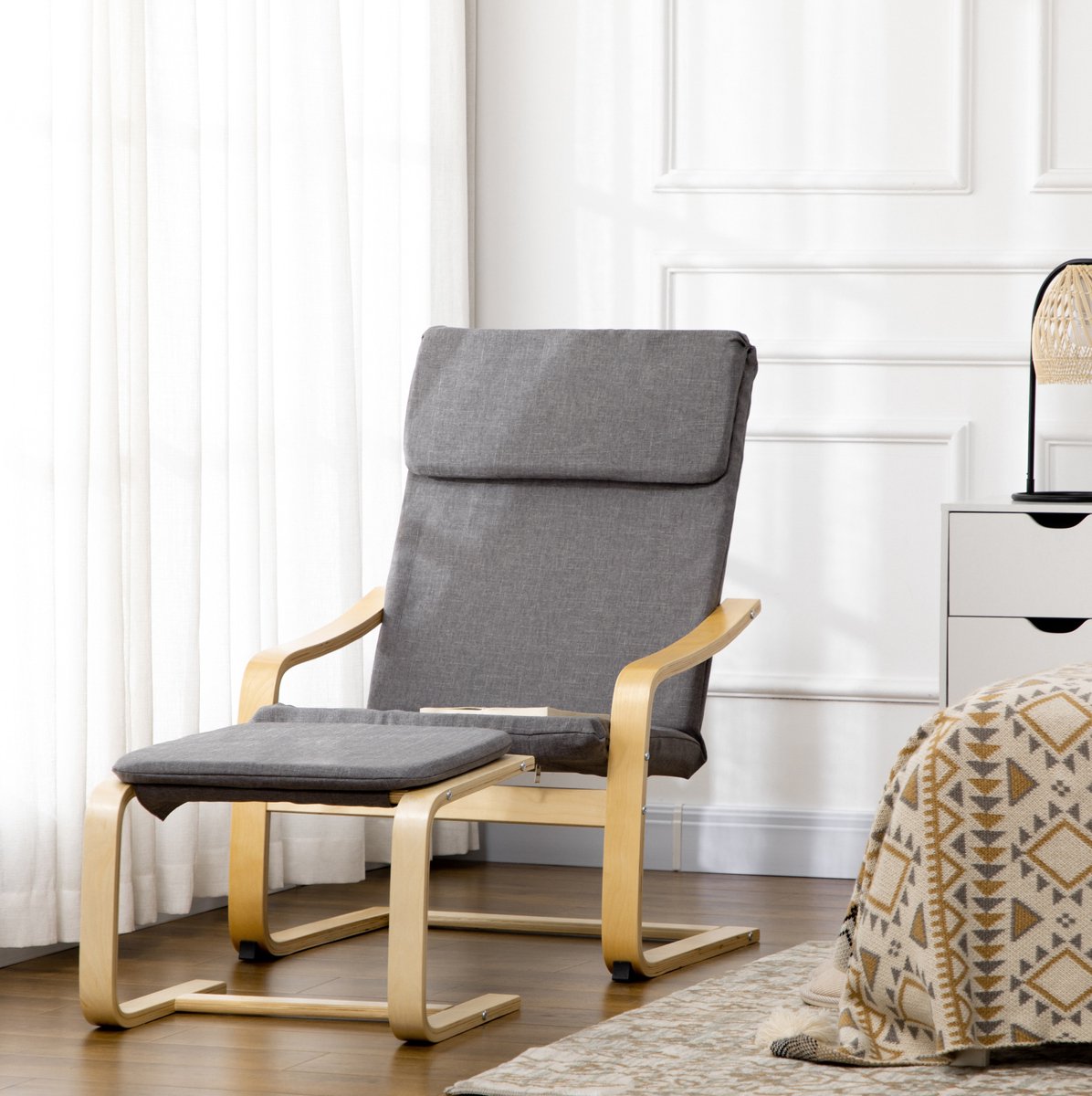 COVREO Fauteuil 66,5x80x99 cm grijs, stof en hout met hocker