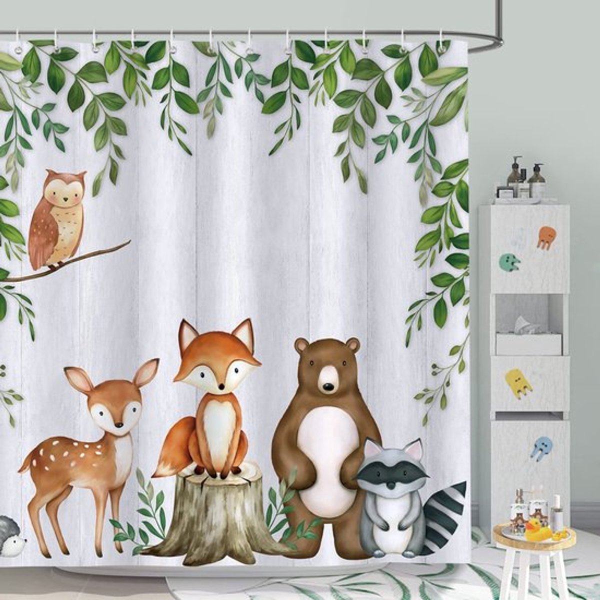 Douchegordijn 180x180 cm - Bosdieren - Waterdicht - Schimmelbestendig - Polyester - Inclusief 12 Haken - Badgordijn