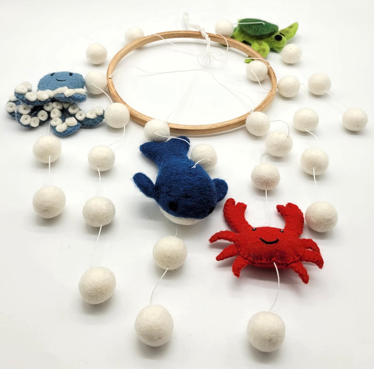 SnelShoppen - Babymobiel Vilt Handgemaakt Fairtrade Zeedieren voor Babybed, Box, Luiertafel, Decoratie voor Jongens en Meisjes, Kinderkamer