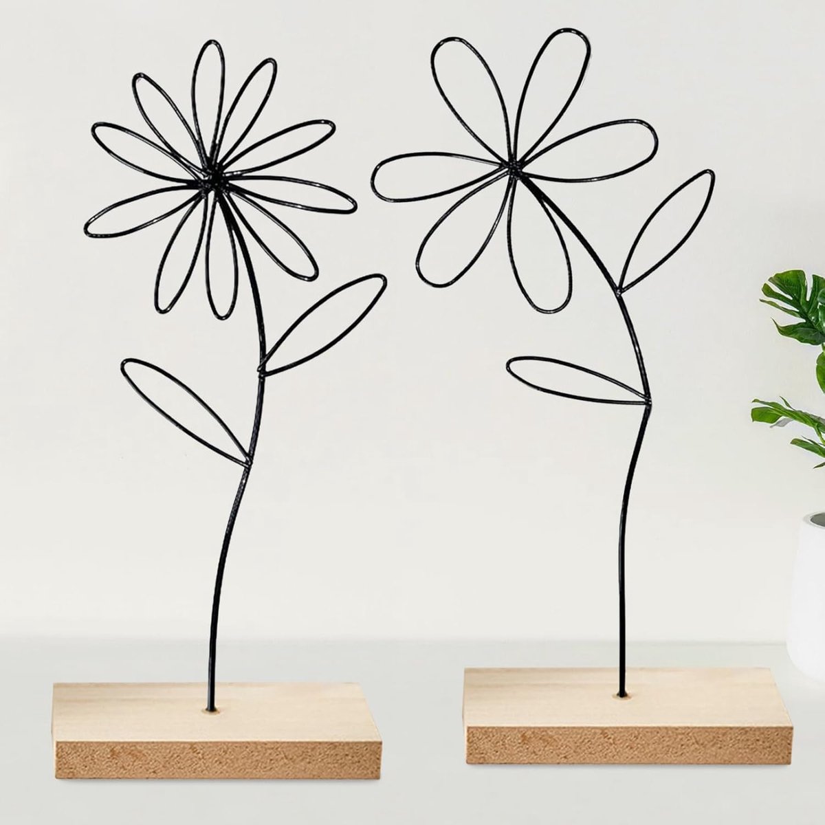 Bloem, Decoratieve Standaard, Bloemenarrangement, Ornamenten, Metalen Decoratie, Tafeldecoratie, Lentefiguur, Woondecoratie, Zwart Metaal, Moderne