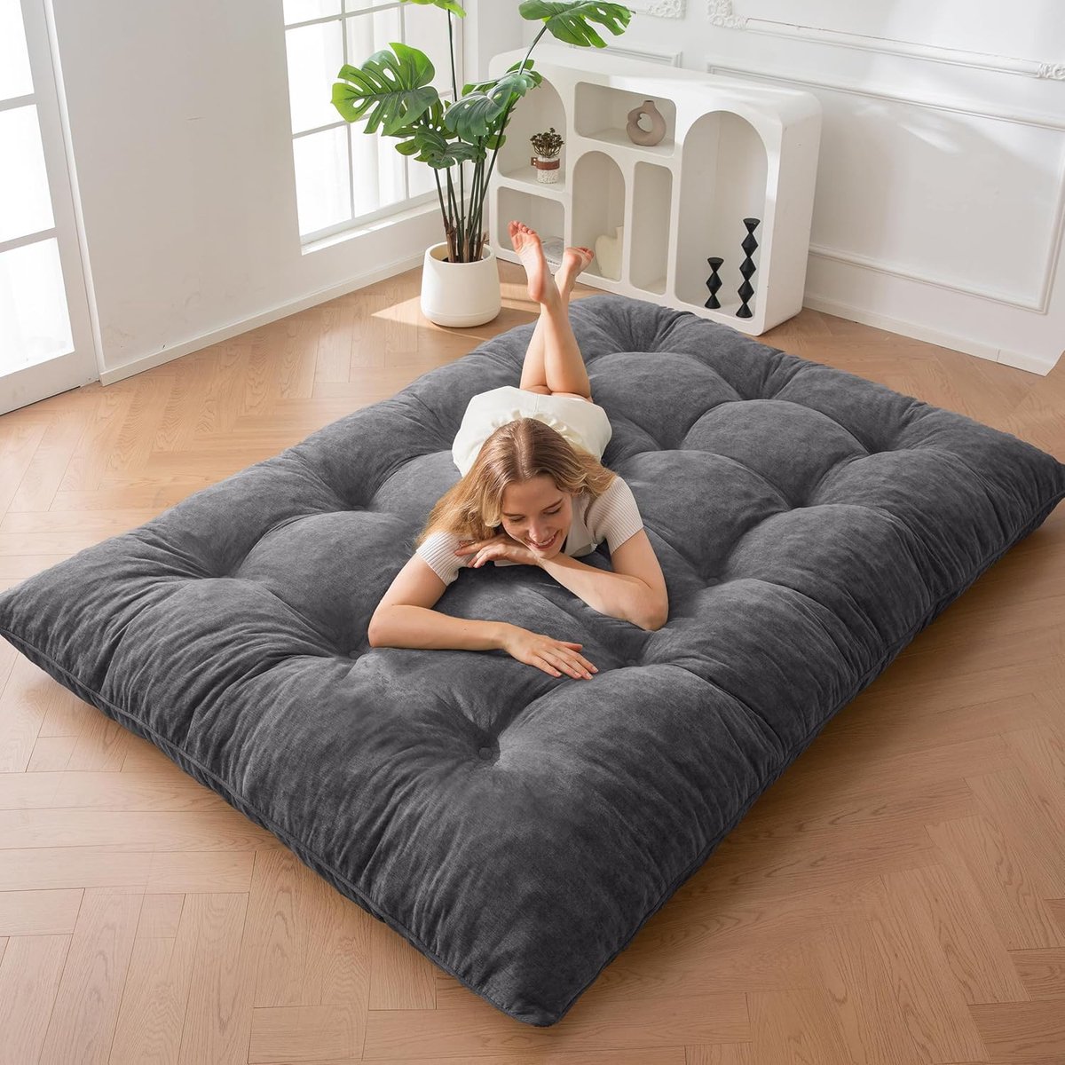 Futonmatras, Chenillestof 15 cm Dik, Oprolbare Futon-Slaapbank, Gevuld Met Versnipperd Schuim, Geknoopt, Praktische Opvouwbare Matrasbeschermer (Frame Niet Inbegrepen)