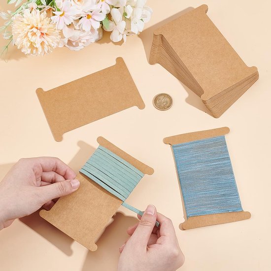 PandaHall 50 stuks houders voor linten, spoelen met tandzijde, slabbetjes voor draadhouder, lege kartonnen spoel voor kruissteek, knutselen, naaien, 13 x 8,9 cm — afbeelding 2