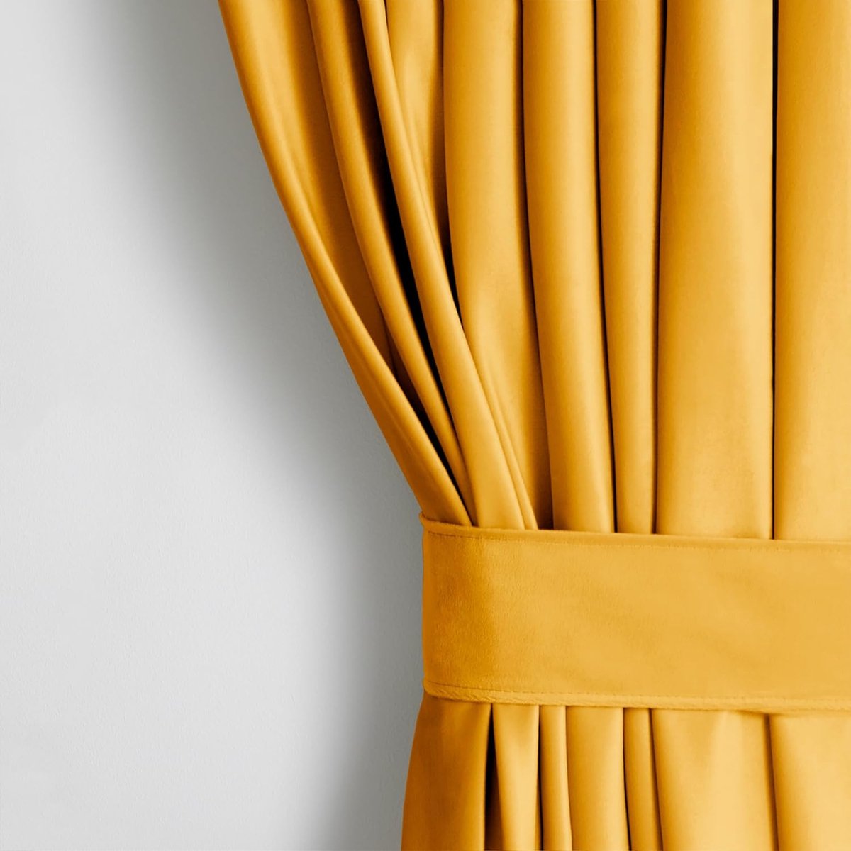 SnelShoppen - Velvet Gordijn 140x245 cm Mosterdgeel, Decoratieve Verduisteringsgordijn met Licht Schitterend Effect, Ideaal voor Woonkamer, Eenvoudige