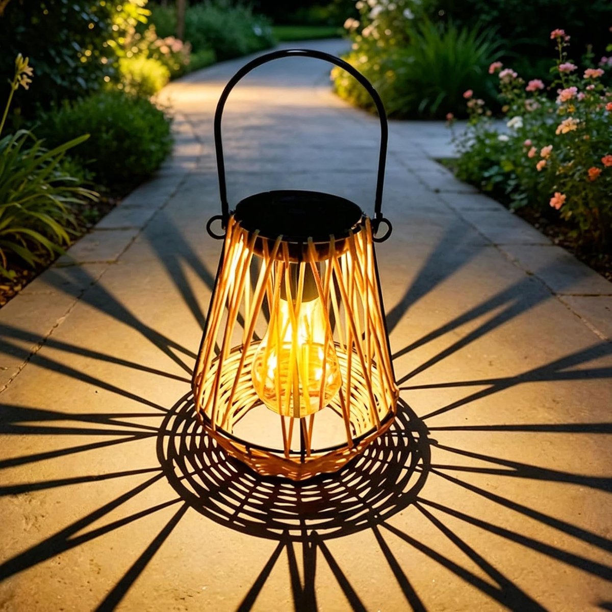 SnelShoppen - Solar Lanterns Buiten Hanglampen Rattan Tuinlampen IP65 Waterdicht Zonne Lamp 13cm Diameter 15.5cm Hoog Voor Tuin, Terras, Patio, Feeste