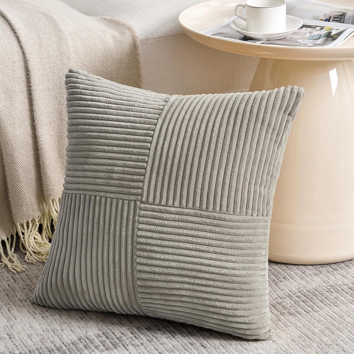 SnelShoppen - Decoratieve Kussenhoezen 50 x 50 cm, Neutraal Grijs, Corduroy Modern Zacht Kruispatroon, Verstopte Rits, Kussenhoezen voor Bank en Slaap