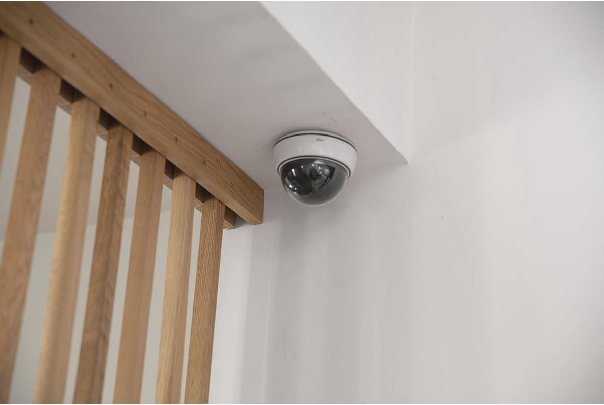 SnelShoppen - Fake Indoor Surveillance Camera met LED - Realistische Imitatie CCTV Camera - Batterij Aangedreven Beveiligingscamera - Zwart - Voor Thu