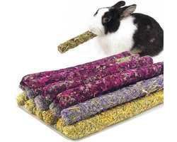 Geperst timothy-hooi met bloemen voor konijnen, cavia's en hamsters - 150 g knabbelartikelen voor gezonde tanden en plezier
