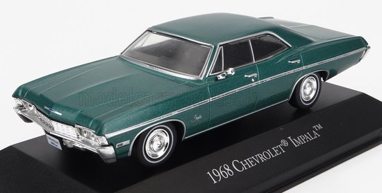 Modelauto Chevrolet Impala 4 doors sedan 1968 green metallic - Schaal 1:43