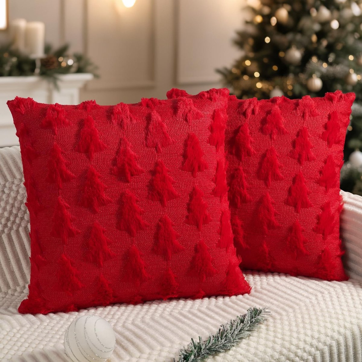 Kerst Kussenhoezen Set van 2 45x45cm Rood met Kerstboom Design, Zacht Pluche en Faux Bont voor Winterse Woondecoratie