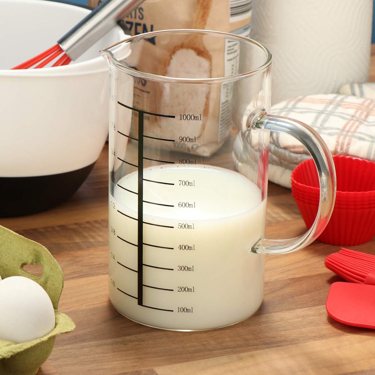 SnelShoppen - Maatbeker 1L van Temperatuurbestendig Glas - Doseercontainer met Handvat - Glazen Kan met Schaal voor Keuken, Bakken, Koken, Precisie, 1