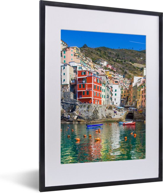 Fotolijst incl. Poster - Gekleurde boten in het water bij Cinque Terre - 30x40 cm - Posterlijst