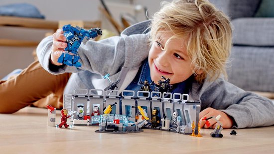 LEGO Marvel Avengers Marvel Super Heroes 76125 La salle des armures d'Iron Man