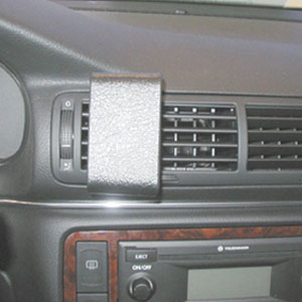 Brodit ProClip houder geschikt voor Volkswagen Passat 1997-2005 Center mount