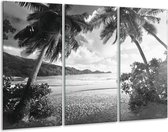 GroepArt - Schilderij -  Zee, Strand - Grijs, Zwart - 120x80cm 3Luik - 6000+ Schilderijen 0p Canvas Art Collectie