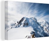 Canvas Schilderij Besneeuwde Mont Blanc met mooie lucht - 120x80 cm - Wanddecoratie