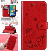 Voor Samsung Galaxy M01 Cat Bee Embossing Pattern Shockproof Horizontale Flip Leather Case met houder & kaartsleuven & portemonnee (rood)
