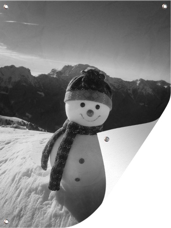 Tuin decoratie Sneeuwpop met uitzicht op het landschap tijdens de kerstperiode - zwart wit - 30x40 cm - Tuindoek - Buitenposter
