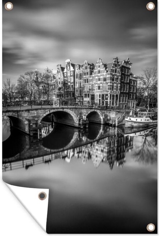 Herfstimpressie van de Prinsengracht in Amsterdam - zwart wit