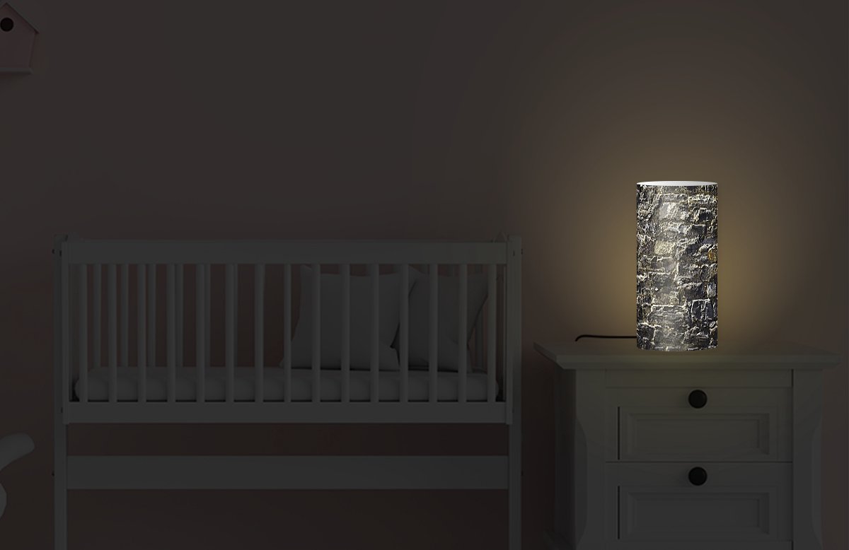 Lamp - Nachtlampje - Tafellamp slaapkamer - Oude muur met versleten stenen - 33 cm hoog - Ø15.9 cm - Inclusief LED lamp