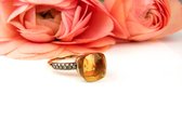 Ring in roos goud gezet met citrien en bruine diamant