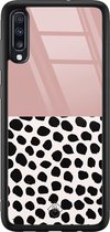 Samsung A50 hoesje glass - Stippen roze | Samsung Galaxy A50 case | Hardcase backcover zwart