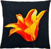 Decolenti | Orange Flower Sierkussenhoes | Zwart | Wit | Wasbaar | Decoratie | 45cm x 45cm