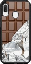 Samsung Galaxy A20e hoesje - Chocoladereep - Hard Case - Zwart - Backcover - Print / Illustratie - Bruin