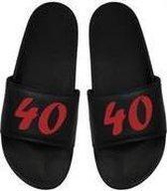 Cadeau 40 ans - chaussons de bain 40 ans rouge