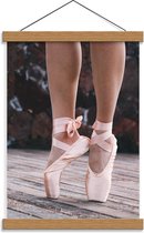 Schoolplaat – Ballerina op Spitzen - 30x40cm Foto op Textielposter (Wanddecoratie op Schoolplaat)