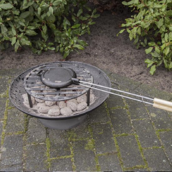 Esschert FF295 Wafelijzer - Wafelijzer BBQ - Geschikt voor open vuur - Extra lange steel van Esschert Design — afbeelding 2