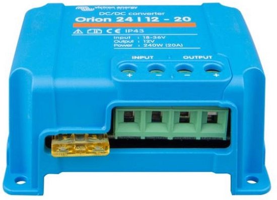 Blauwe Victron Orion-Tr DC/DC-omvormer met tekst: 'Input 18-36V, Output 12V, Power 240W (20A)'. Zekeringhouder aan de linkerzijde.
