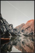 JUNIQE - Poster met kunststof lijst Spiegelbeeld in het water -13x18