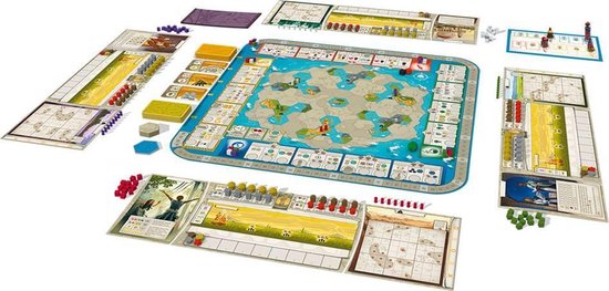 Bordspel met een blauw speelbord in het midden, omringd door speelkaarten, tegels en miniatuurfiguren.