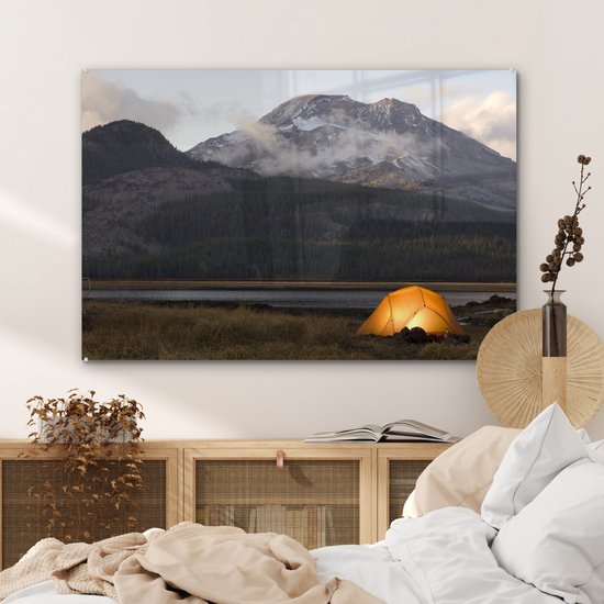 MuchoWow® Peinture sur verre 120x80 cm - Peinture sur verre acrylique - Une tente jaune dans une zone de montagne - Photo sur verre - Peintures