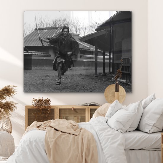 MuchoWow® Peinture sur verre 160x120 cm - Peinture sur verre acrylique - Photo Zwart et blanc d'un samouraï en cours d'exécution - Photo sur verre - Peintures