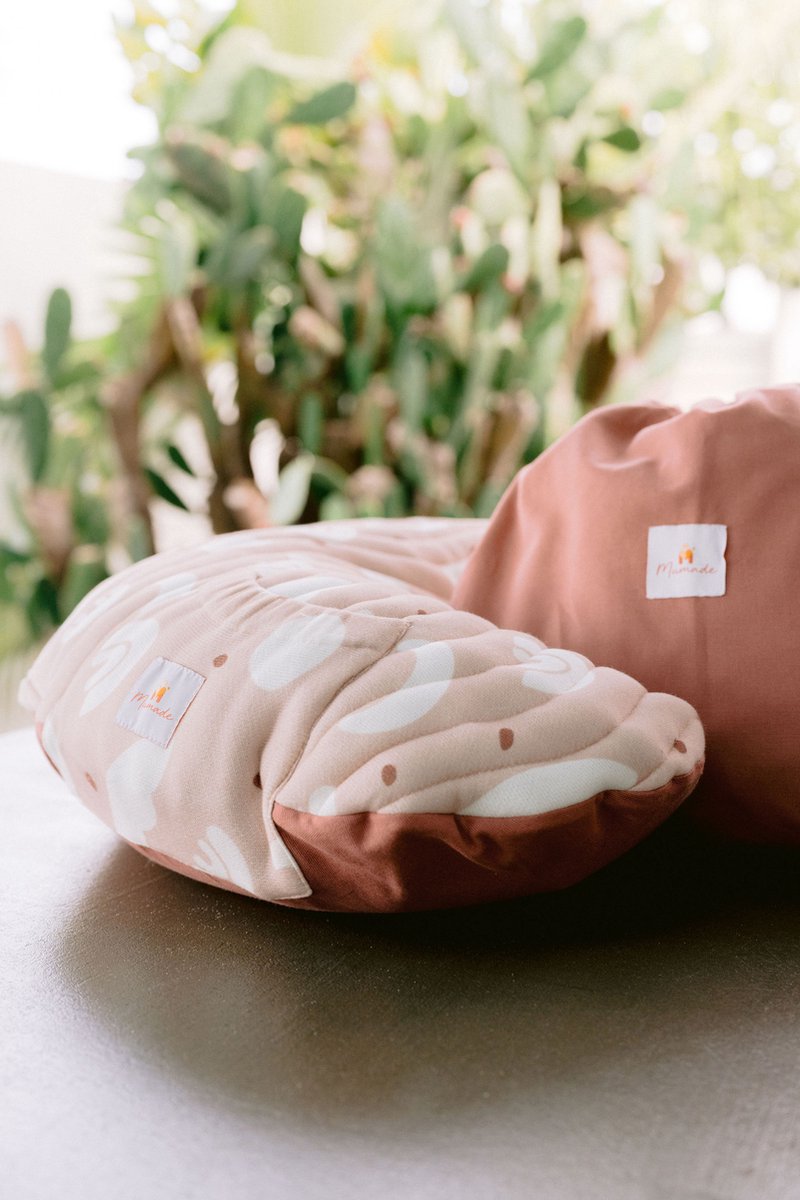 Goedkoopste Mumade Voedingskussen | Borstvoeding & Flesvoeding - opblaasbaar | Regenboog