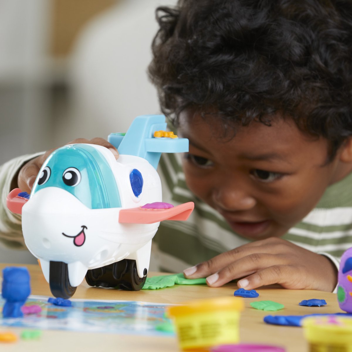 Play-Doh Airplane Explorer Starter Set - Boetseerklei - 4 Play-Doh potjes — afbeelding 7