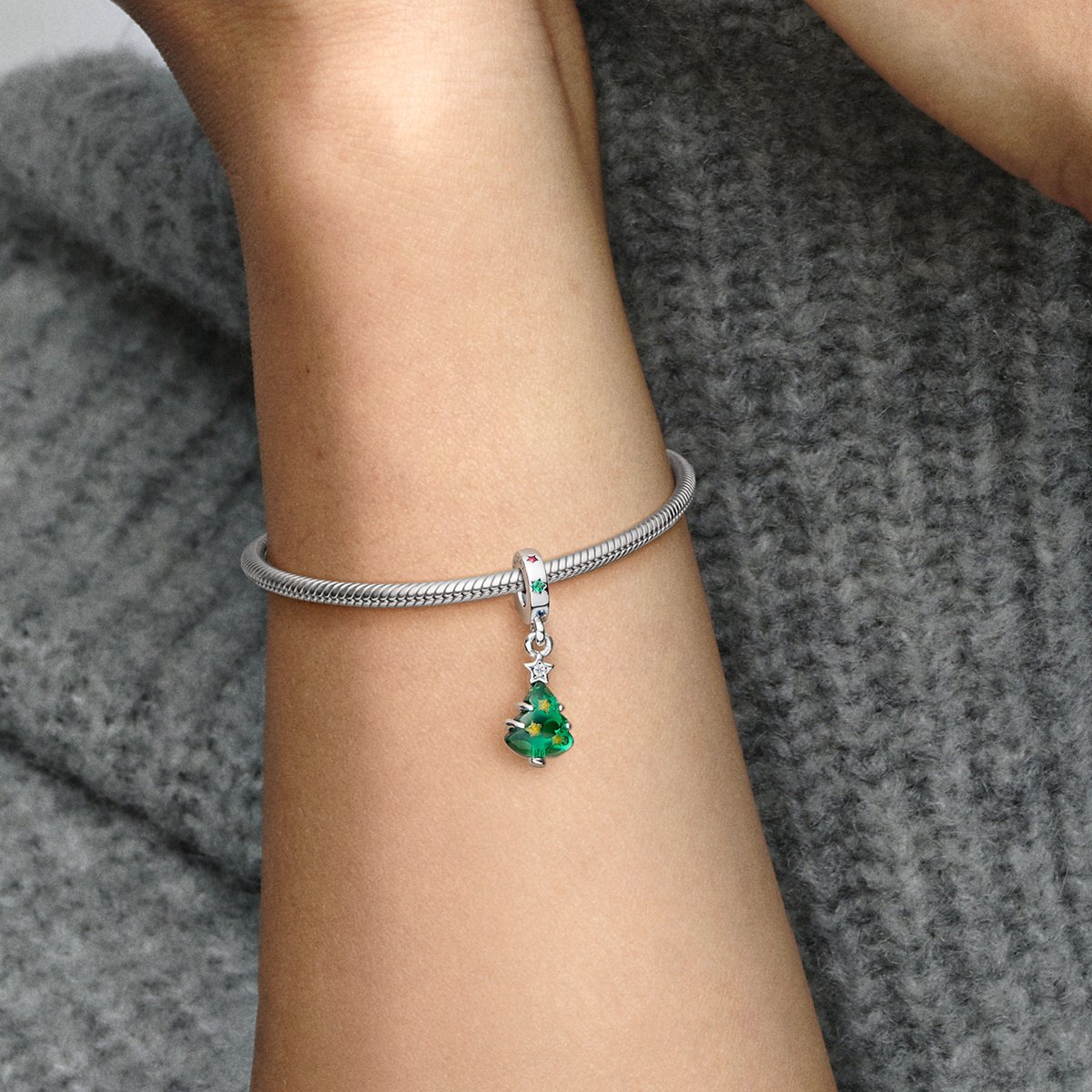 Pandora Bedel Kerstboompje 792983C01 — cadeau in Sieraden - foto 4