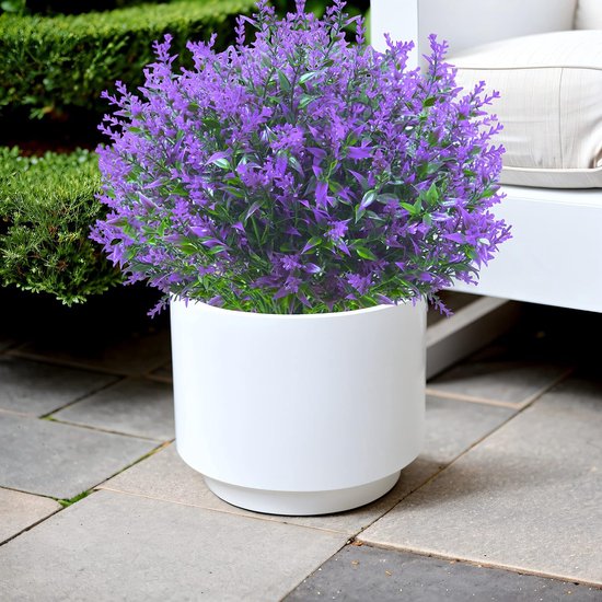 Fleurs artificielles pour l'extérieur, 12 paquets de lavande, fleurs artificielles, plantes de balcon résistantes aux intempéries, arbustes pour l'extérieur, l'intérieur, balcon, jardinière de balcon, jardinière, violet