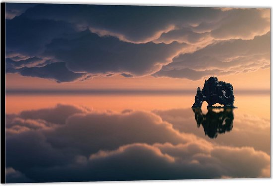 Dibond –In de Wolken – 90x60 Foto op Aluminium (Met Ophangsysteem)