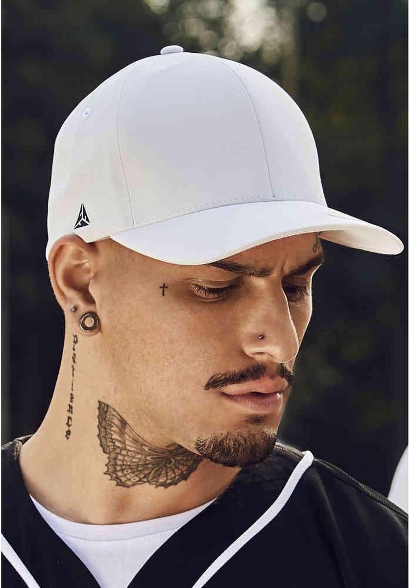 Urban Classics Flexfit pet -L/XL- Delta Wit