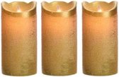 3x LED kaars/stompkaars goud 15 cm flakkerend - Kerst diner tafeldecoratie - Home deco kaarsen 3 stuks