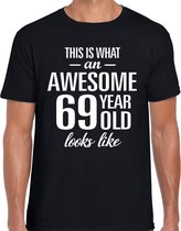 Awesome 69 year - geweldig 69 jaar cadeau t-shirt zwart heren -  Verjaardag cadeau L