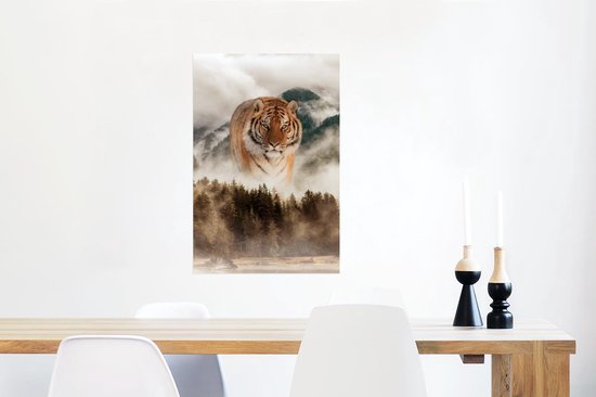 Affiche Tigre - Montagnes - Arbres - 60x90 cm