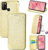 Voor Infinix Hot 10 Lite Bloeiende Mandala Reliëf Patroon Magnetische Horizontale Flip Lederen Case met Houder & Kaartsleuven & Portemonnee (Geel)