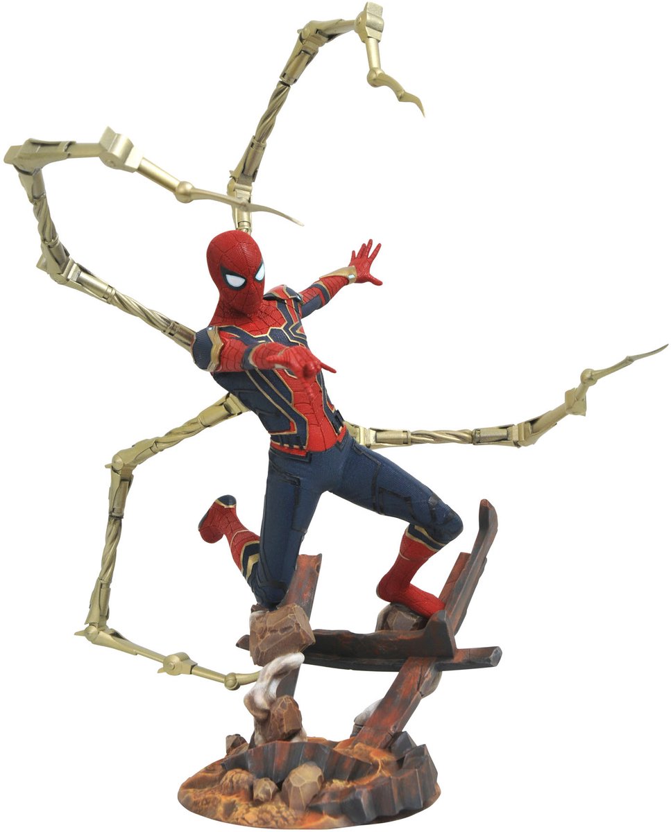 Diamond Direct Marvel Premier Collection: Avengers 3 Iron Spider-Man Statue