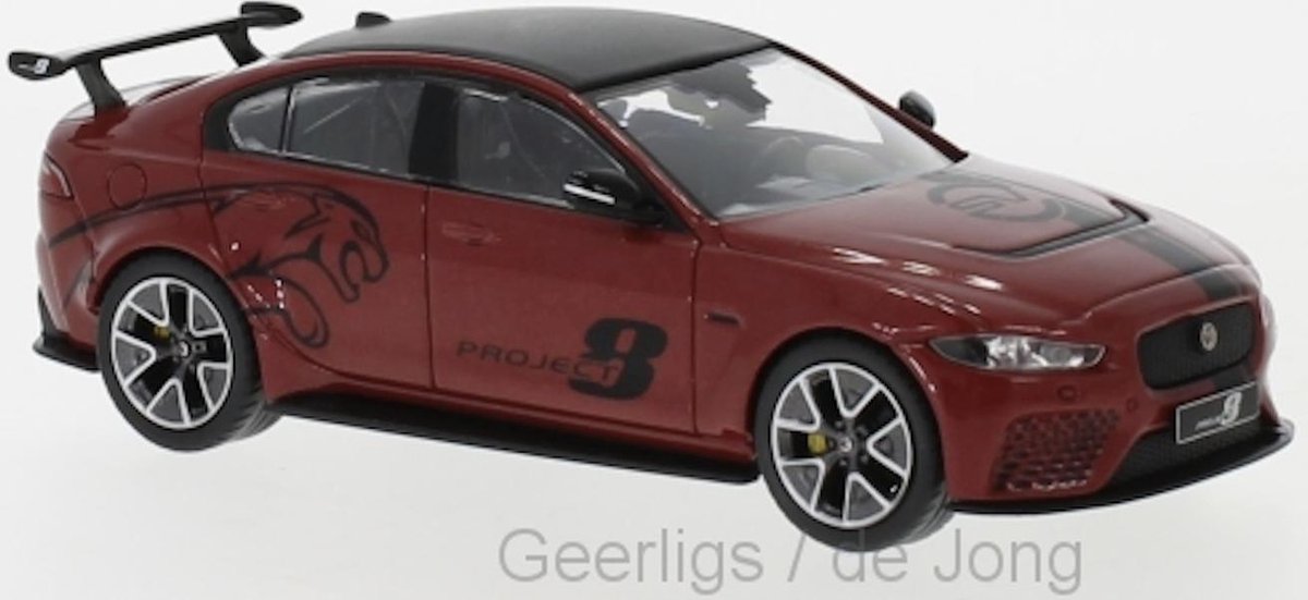 Jaguar XE SV Project 8 2017 - 1:43 - IXO Models
