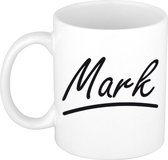 Mark naam cadeau mok / beker met sierlijke letters - Cadeau collega/ vaderdag/ verjaardag of persoonlijke voornaam mok werknemers