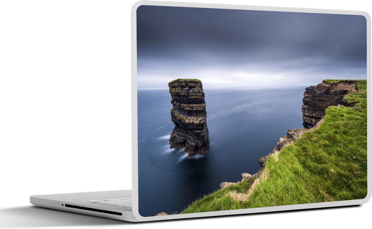 Laptop sticker - 17.3 inch - Dún Briste rotsformatie in Ierland - 40x30cm - Laptopstickers - Laptop skin - Cover