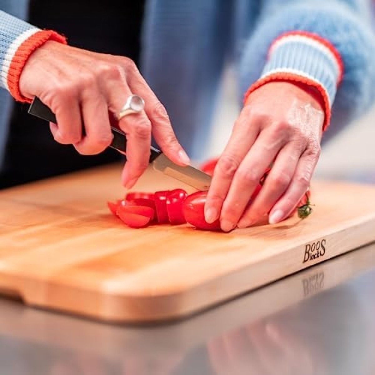 Boos Block Chop-N-Serve - 30,5 x 20 x 2,5 cm - multifunctionele planken - hakblok - esdoorn snijplank hout - serveerplank hout - snijplank antibacterieel - ontbijtplankje - houten lunchplank